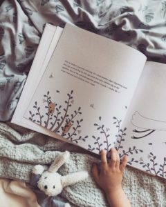 Personlig barnbok När storken kom med mig Personlig present Dopgåva Namngivningspresent Födelse